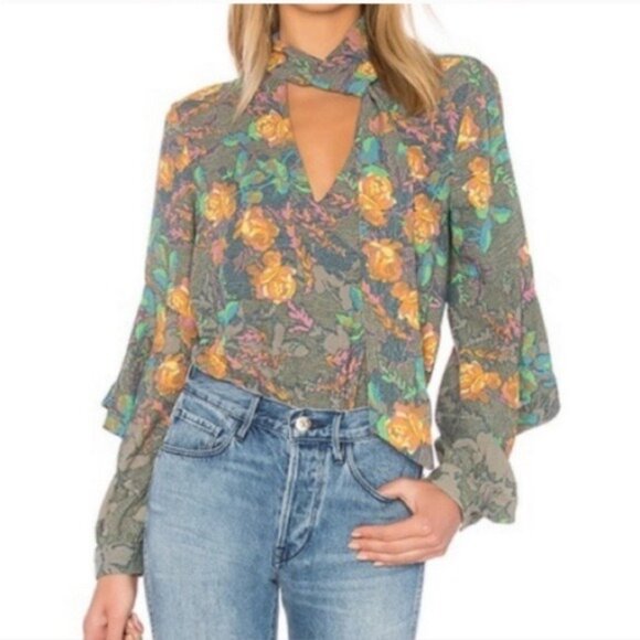 BCBG Maxazria Jade Floral Tie Neck Bell Sleeve Blouse Size Medium Boho - Picture 1 of 14